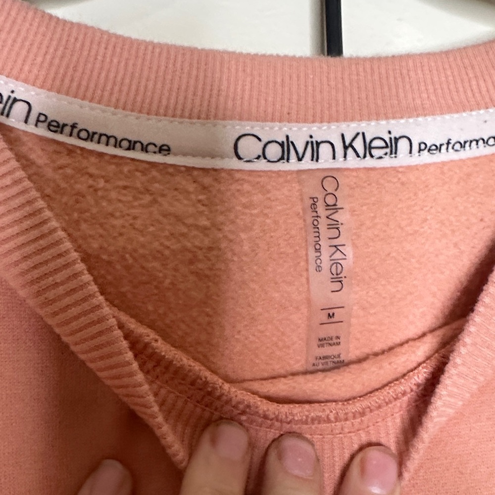 Calvin Klein Peach Sweatshirt - Picture 2 of 8